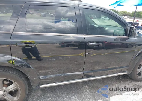 2015 Dodge Journey Crossroad z USA, uszkodzony, nr VIN 3C4PDCGG7FT591835